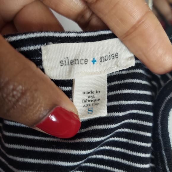 Black and white stripe dress - Picture 2 of 8